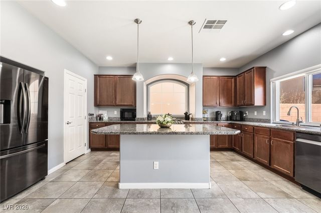 8470 Langhorne Creek Street, Las Vegas, NV 89139