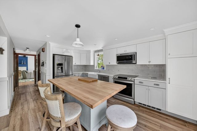 55 Lake Rd, Canton, MA 02021