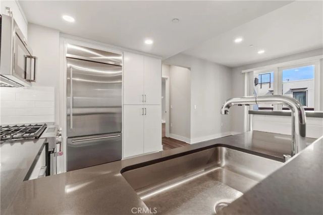 6030 Seabluff 505, Playa Vista, CA 90094