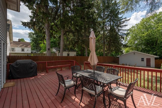 1014 Crescent Street, Grand Rapids, MI 49503