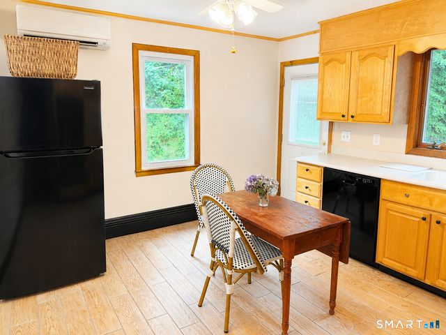 18 Dawn Street, Fairfield, CT 06824