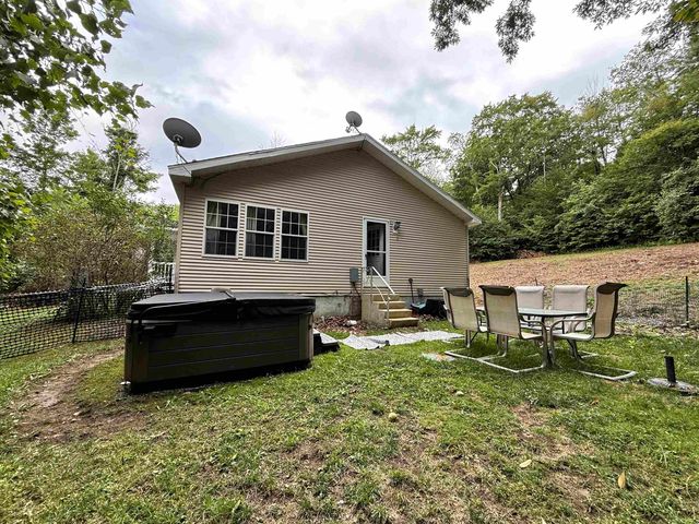 112 Outwater Road, Shaftsbury, VT 05262
