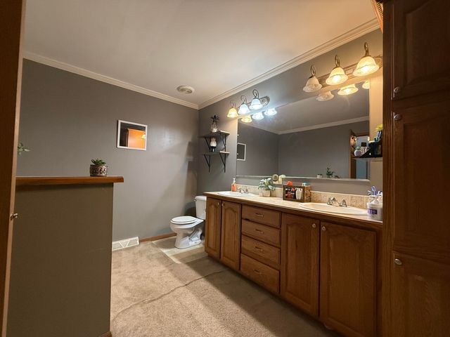 112 Outwater Road, Shaftsbury, VT 05262