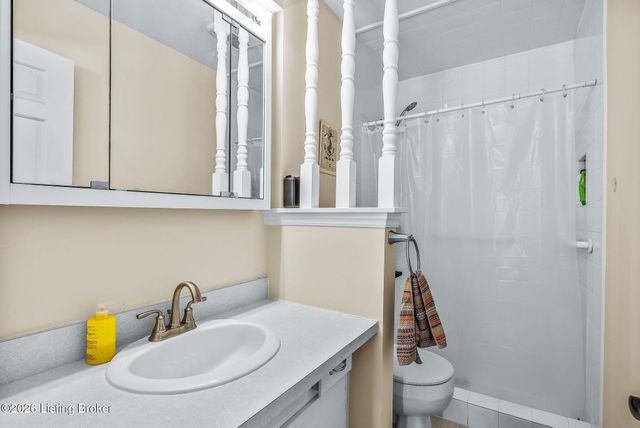 9805 Cypress Creek Dr, Louisville, KY 40241