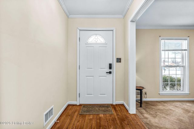 9805 Cypress Creek Dr, Louisville, KY 40241