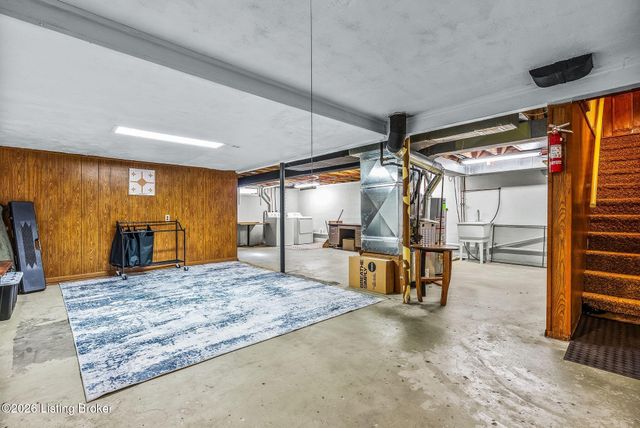 9805 Cypress Creek Dr, Louisville, KY 40241