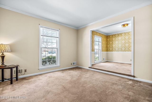 9805 Cypress Creek Dr, Louisville, KY 40241