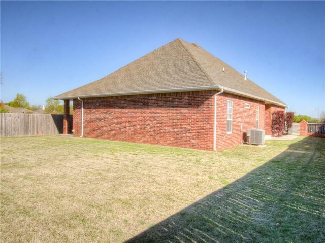 324 Shrill Street, Norman, OK 73071