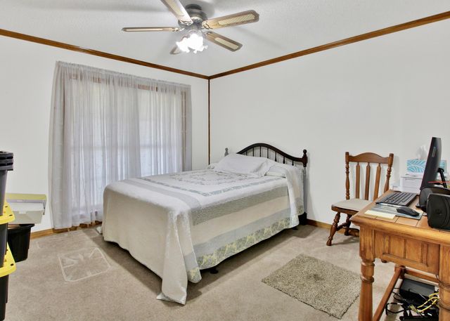 325 Loop Rd, Anacoco, LA 71403