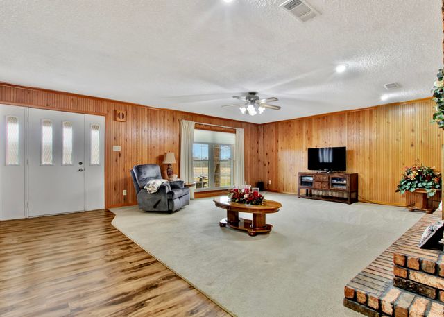 325 Loop Rd, Anacoco, LA 71403