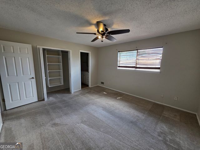 4701 Flat Shoals Road 49B, Union City, GA 30291
