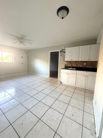 4291 NW 19th Street 5, Lauderhill, FL 33313