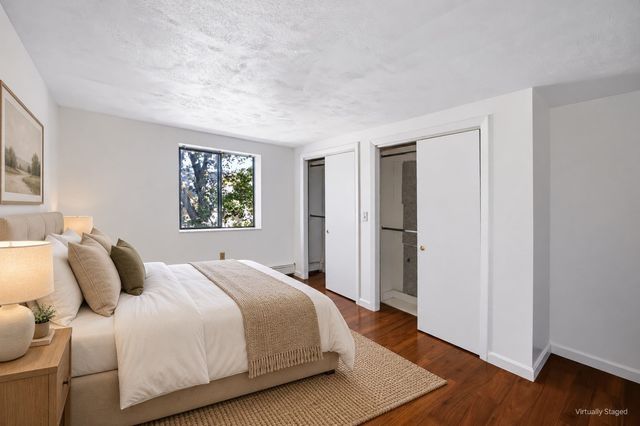 974-976 Main St 24, Melrose, MA 02176