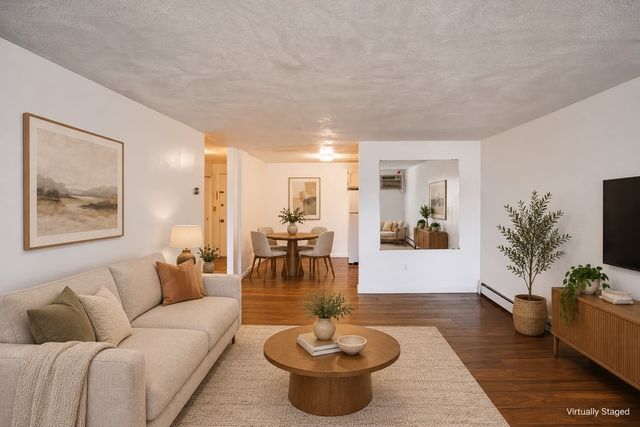 974-976 Main St 24, Melrose, MA 02176