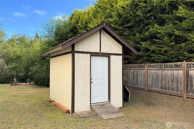 285 Bon Jon View Way, Sequim, WA 98382