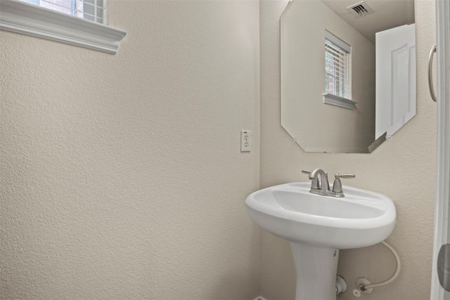 8712 Iron Horse Drive, Irving, TX 75063