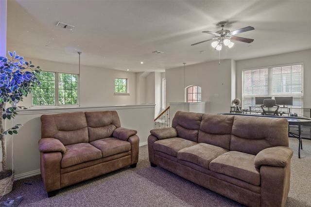 8712 Iron Horse Drive, Irving, TX 75063