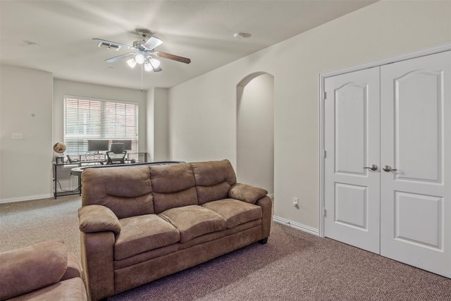 8712 Iron Horse Drive, Irving, TX 75063