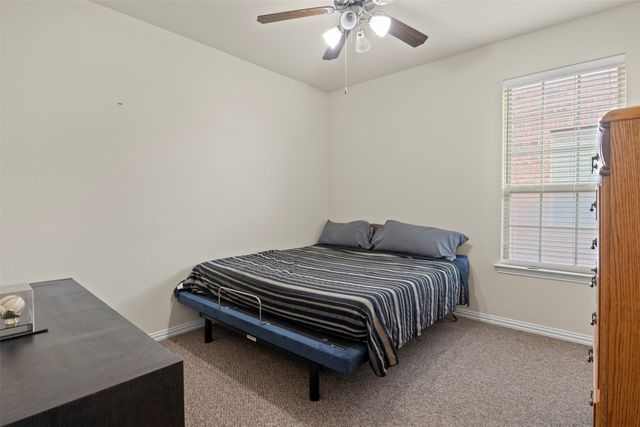 8712 Iron Horse Drive, Irving, TX 75063