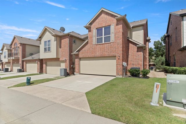 8712 Iron Horse Drive, Irving, TX 75063