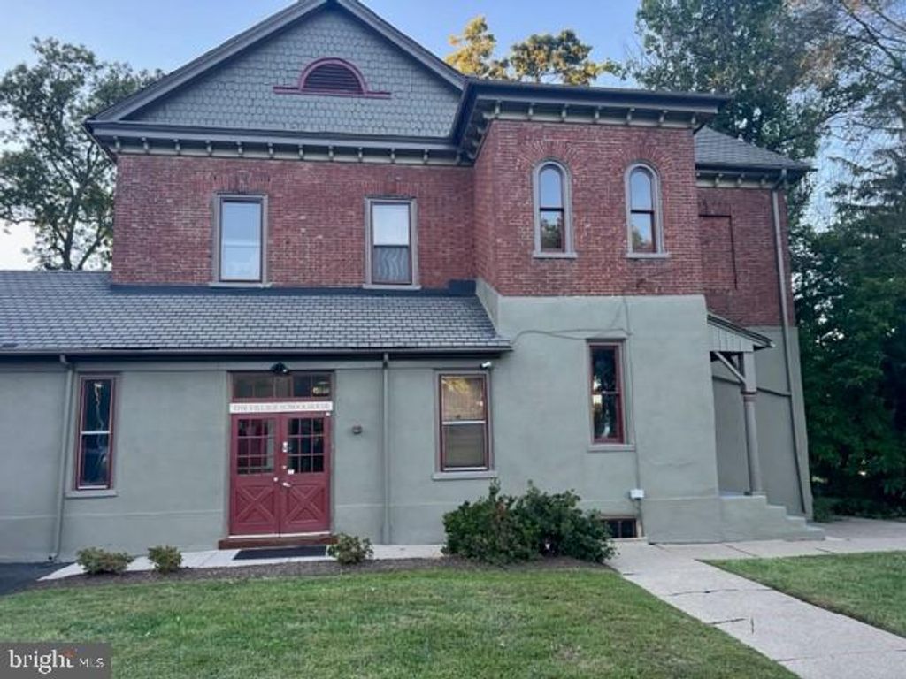 1465 N LIMEKILN PIKE, Dresher, PA 19025