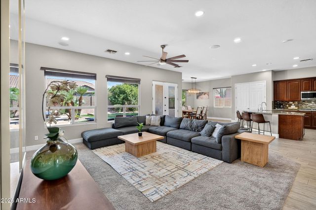 4150 E Beechnut Place, Chandler, AZ 85249