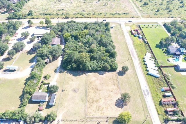 28510 Fm 2920 Rd, Waller, TX 77484