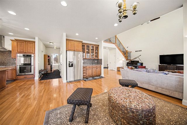 1770 Sandy Creek Lane, Ann Arbor, MI 48103