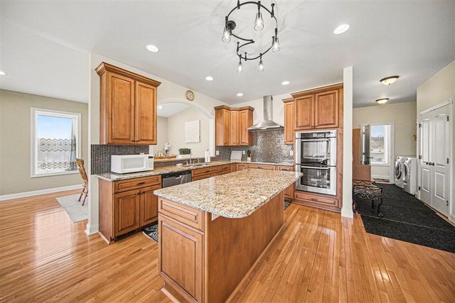 1770 Sandy Creek Lane, Ann Arbor, MI 48103