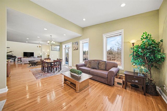 1770 Sandy Creek Lane, Ann Arbor, MI 48103