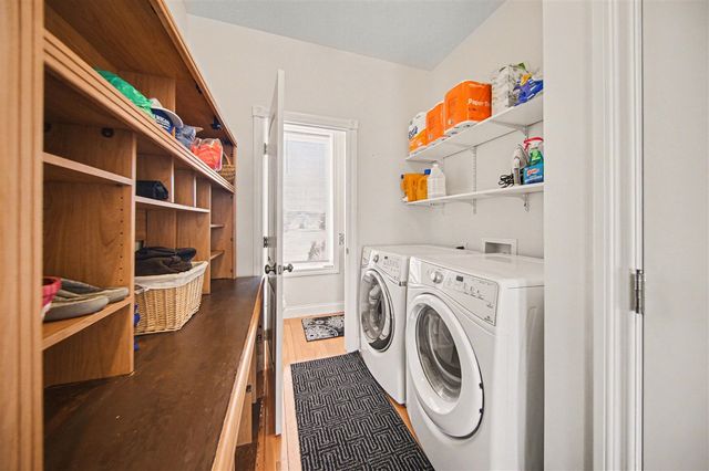 1770 Sandy Creek Lane, Ann Arbor, MI 48103