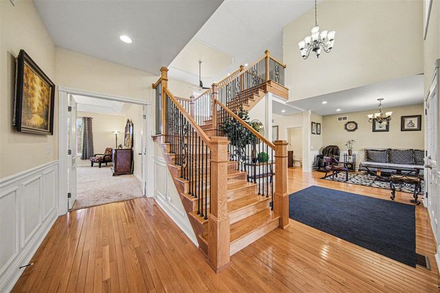 1770 Sandy Creek Lane, Ann Arbor, MI 48103