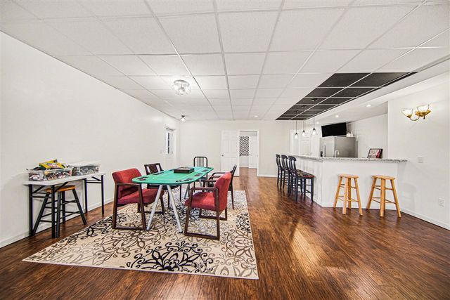 1770 Sandy Creek Lane, Ann Arbor, MI 48103