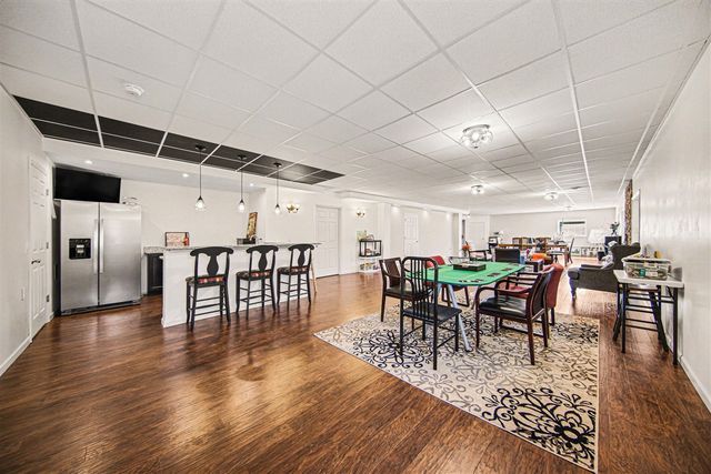 1770 Sandy Creek Lane, Ann Arbor, MI 48103