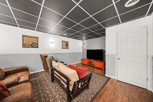 1770 Sandy Creek Lane, Ann Arbor, MI 48103