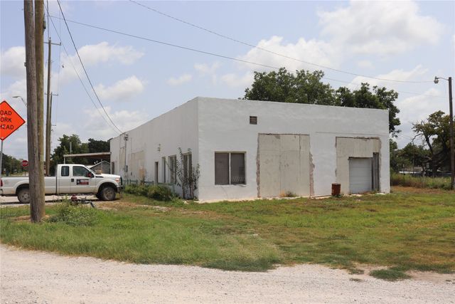 102 Lubbock Street, Gorman, TX 76454