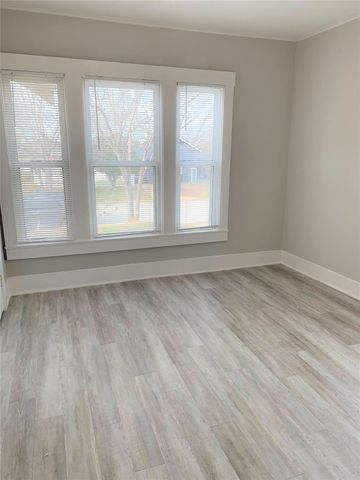 520 E Day Street, Denison, TX 75021