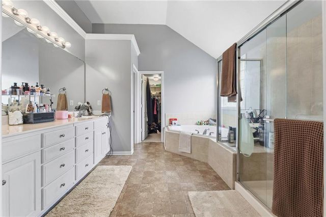 932 Elder Court, Raymore, MO 64083