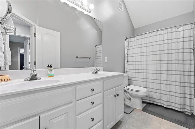 932 Elder Court, Raymore, MO 64083