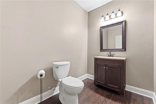 932 Elder Court, Raymore, MO 64083