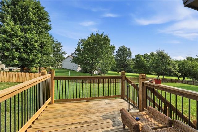 932 Elder Court, Raymore, MO 64083