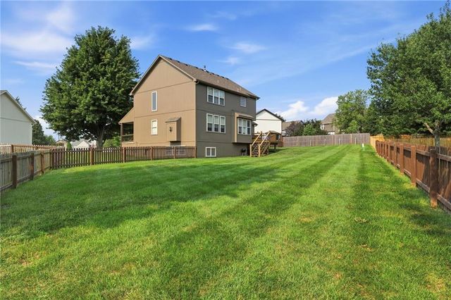 932 Elder Court, Raymore, MO 64083