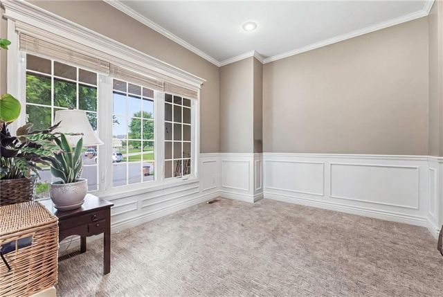 932 Elder Court, Raymore, MO 64083