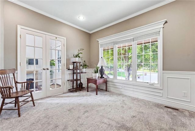 932 Elder Court, Raymore, MO 64083