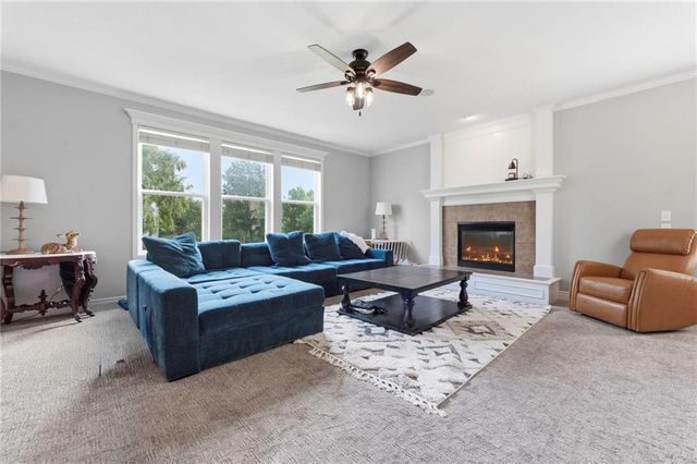 932 Elder Court, Raymore, MO 64083