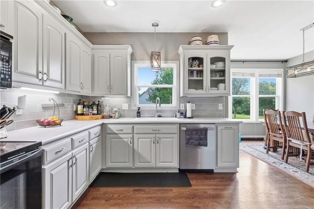 932 Elder Court, Raymore, MO 64083