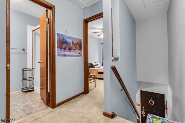 11 Colonial Ct 11, High Bridge Boro, NJ 08829