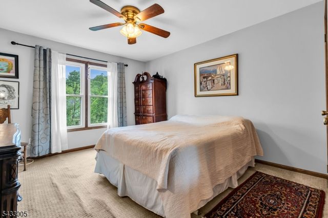 11 Colonial Ct 11, High Bridge Boro, NJ 08829