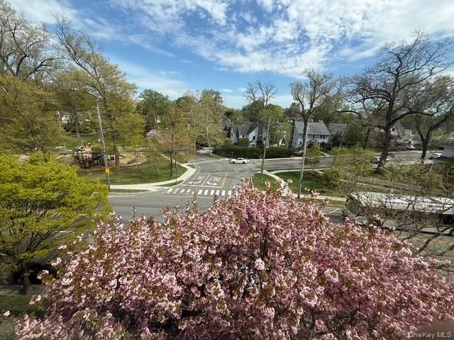 1833 Palmer Avenue 3K, Larchmont, NY 10538