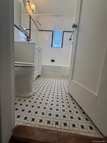 1833 Palmer Avenue 3K, Larchmont, NY 10538